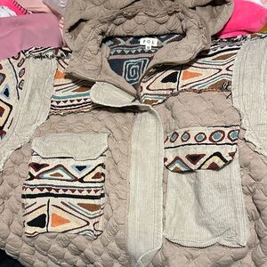 POL  Geometric Patterned Puffer Jacket - Beige and Multicolor